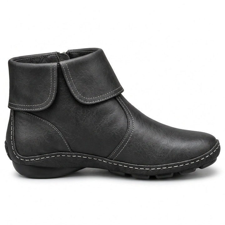 Saskia – Ankle Boots with Easy Side Zip