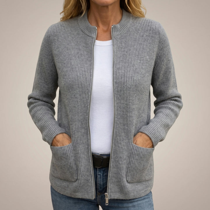 Honora – Ribbed Zip-Up Cardigan with Deep Pockets