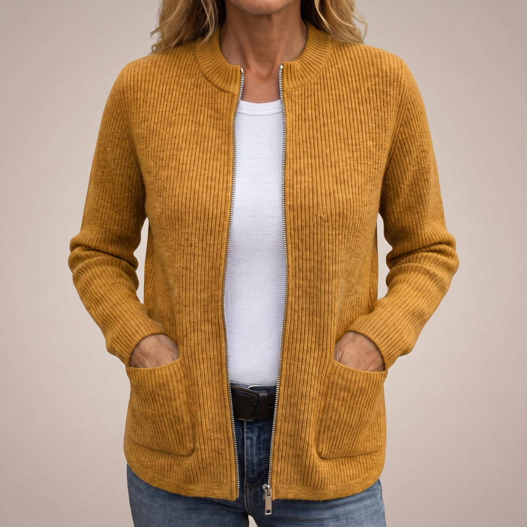 Honora – Ribbed Zip-Up Cardigan with Deep Pockets