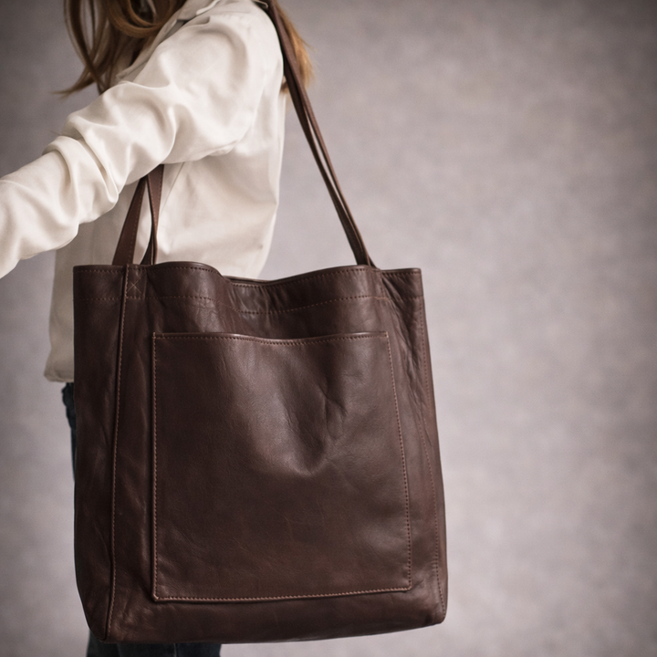 Willa – Structured Leather-Look Tote Bag